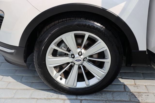 Used 2019 Ford Explorer Limited w/ Class III Trailer Tow Package image 47