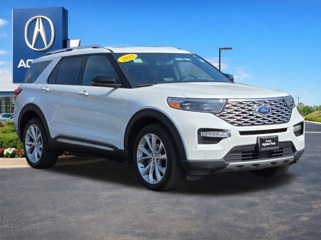 Used 2023 Ford Explorer Platinum w/ Technology Package AWD/4WD image 7