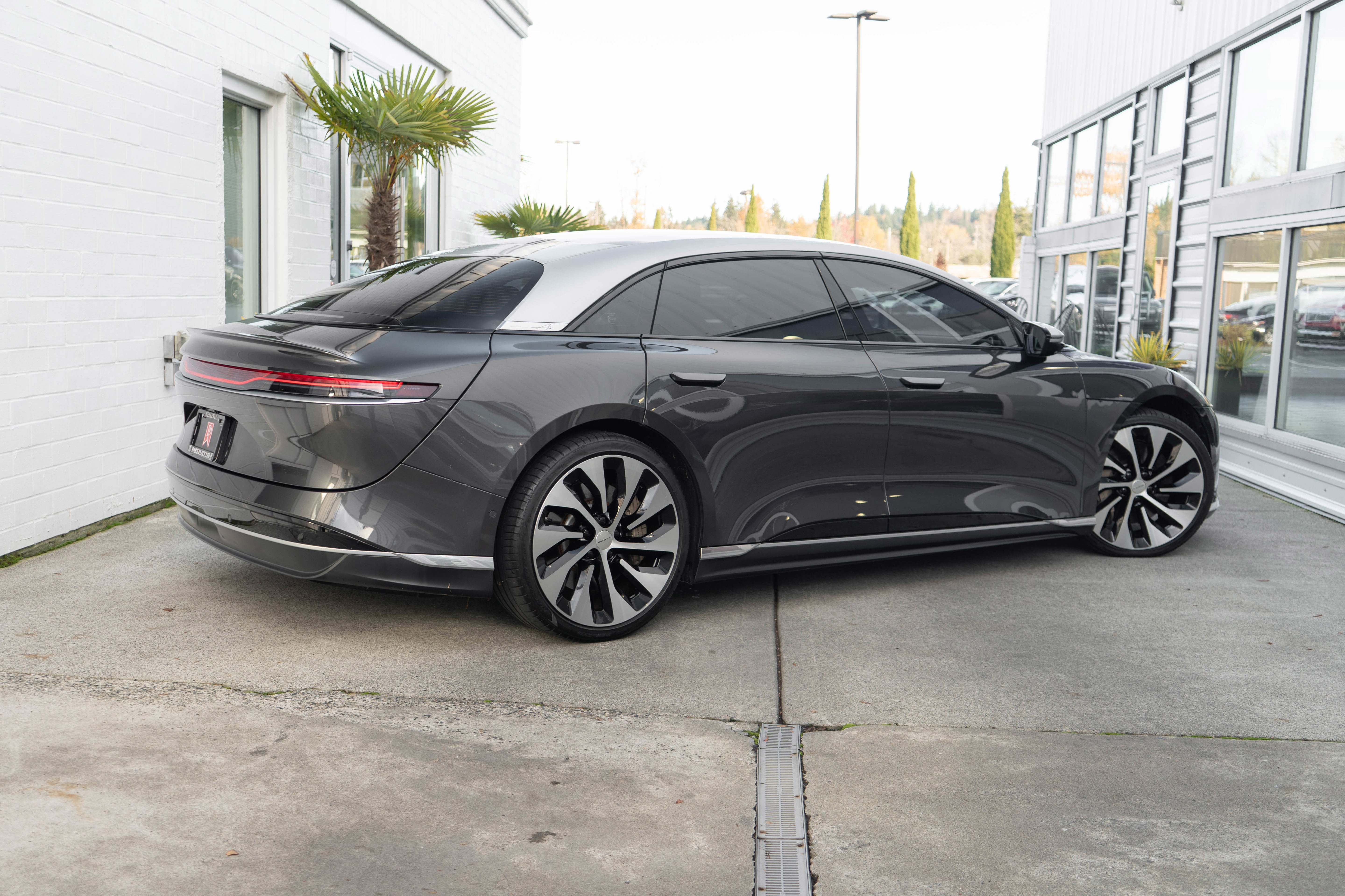 Used 2022 Lucid Air Grand Touring image 9