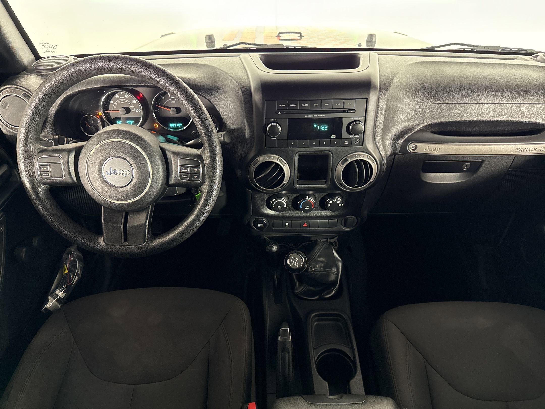 Used 2015 Jeep Wrangler Unlimited Sport w/ Max Tow Package AWD/4WD image 22