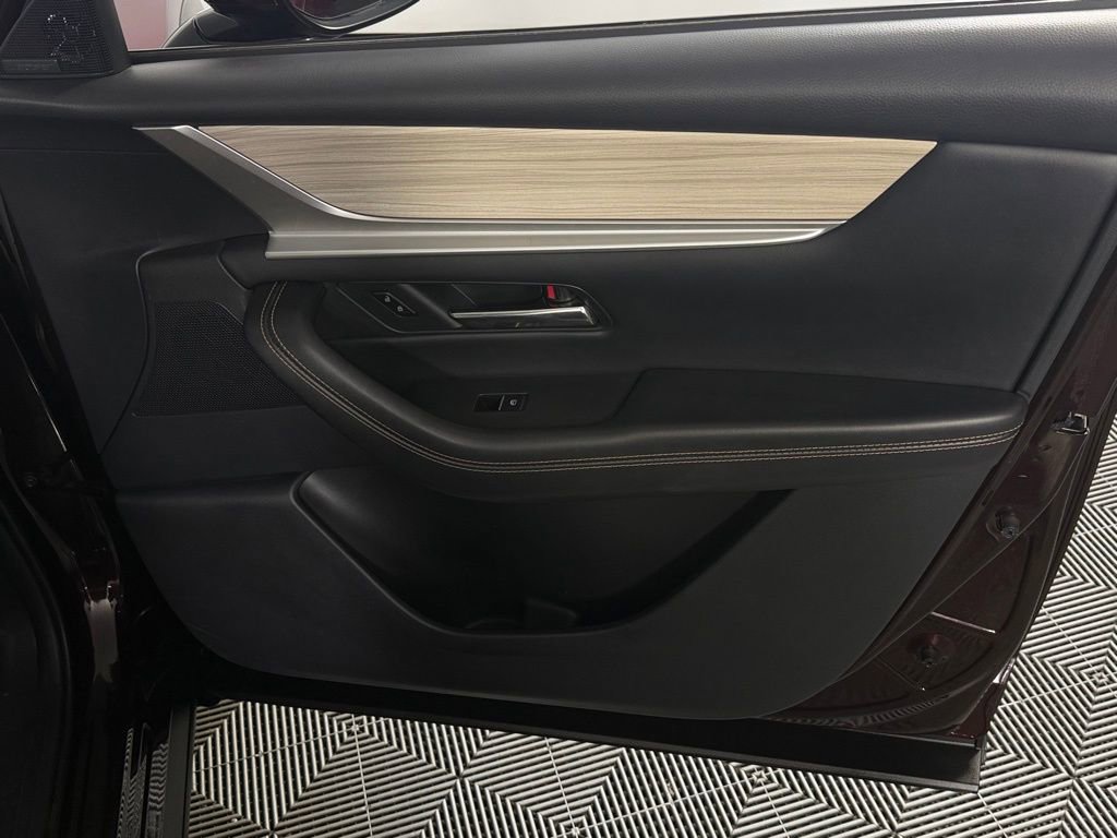 Used 2024 MAZDA CX-90 3.3 Turbo w/ Premium Package AWD/4WD image 34