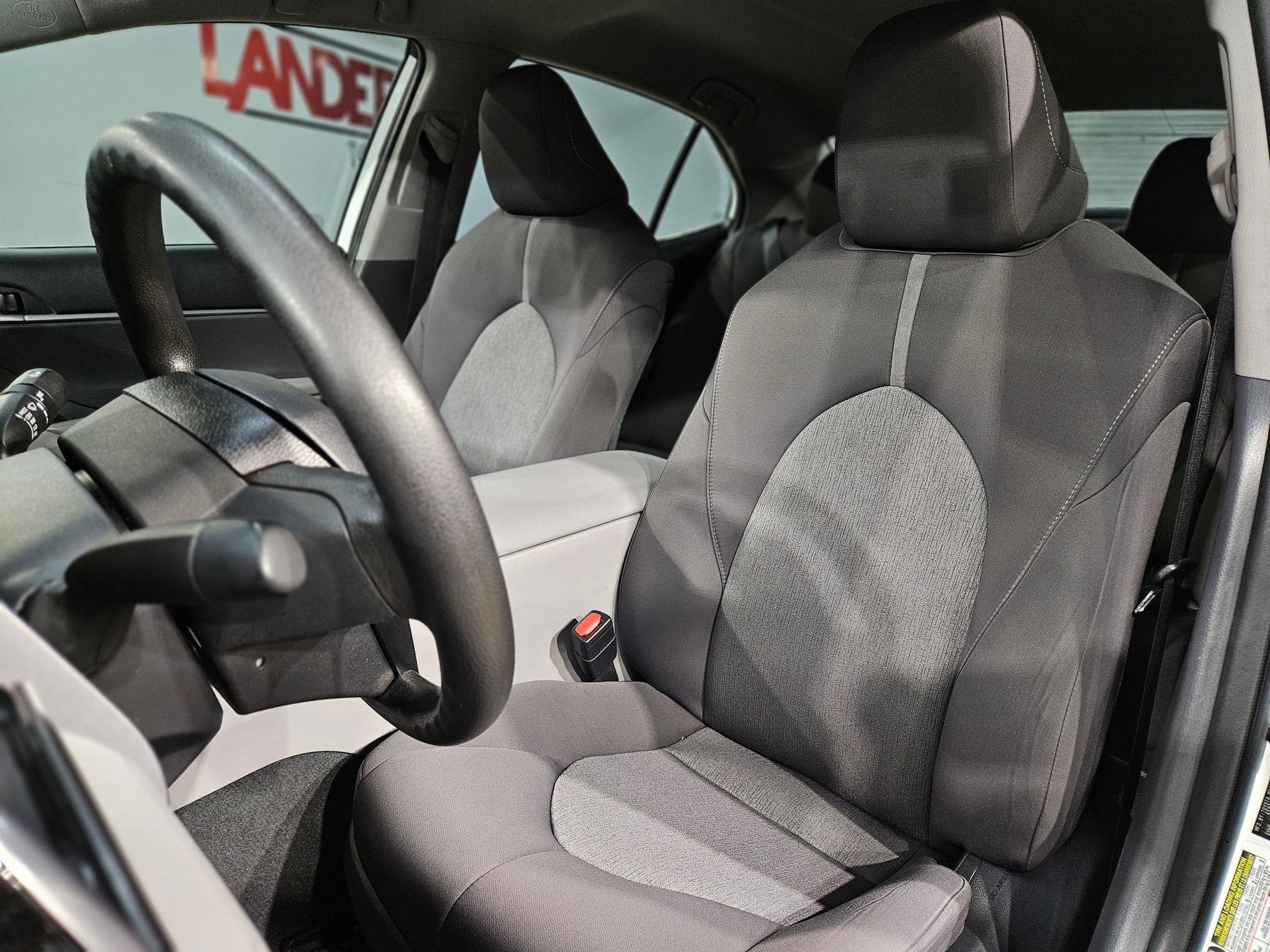 Used 2023 Toyota Camry LE image 23