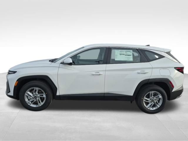 New 2026 Hyundai Tucson SE image 8