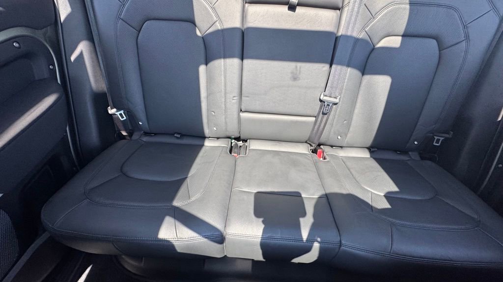 Used 2023 Land Rover Defender 110 S image 25