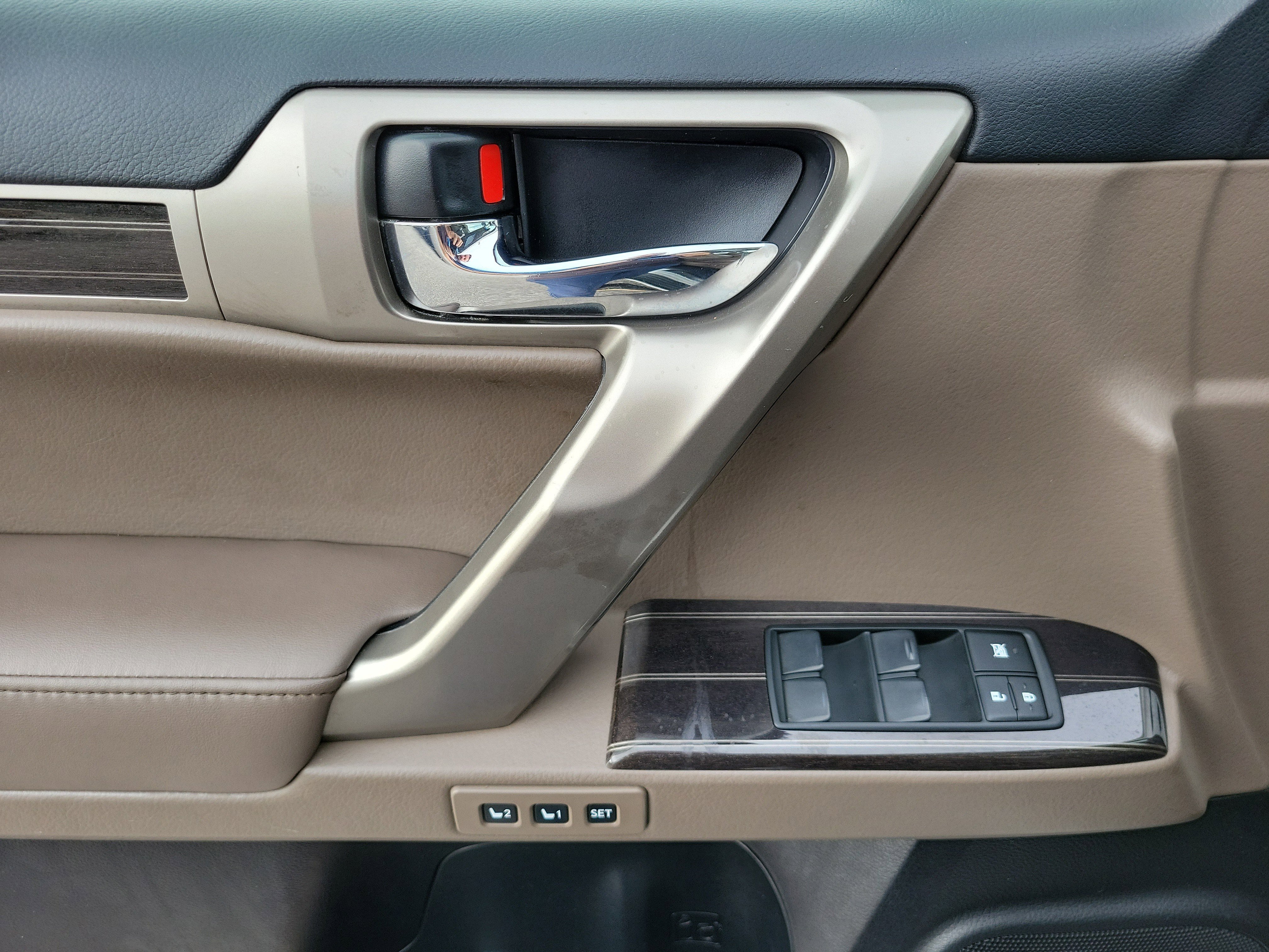 Used 2020 Lexus GX 460 Luxury w/ Accessory Package image 24