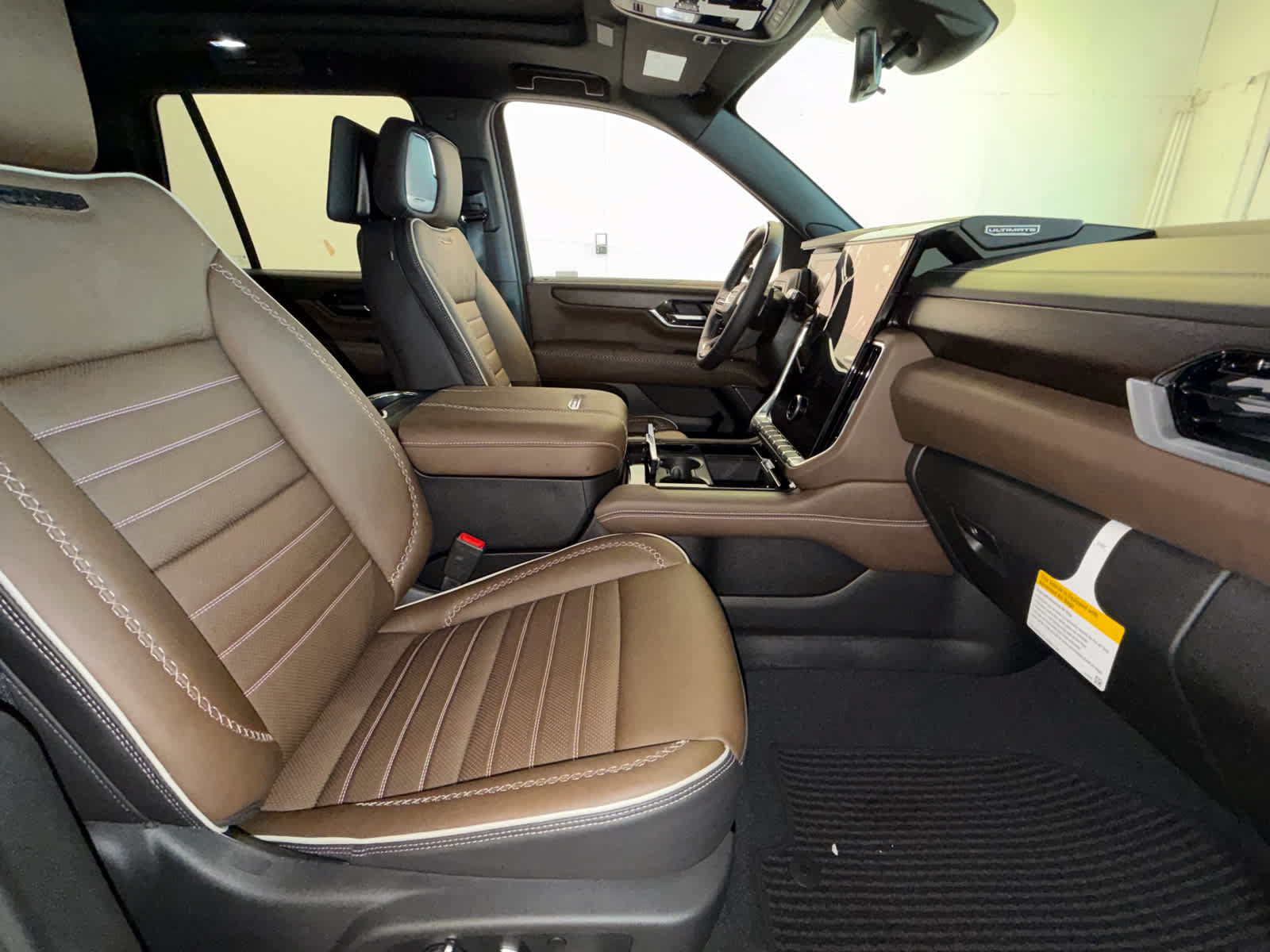 New 2026 GMC Yukon Denali Ultimate AWD/4WD image 28