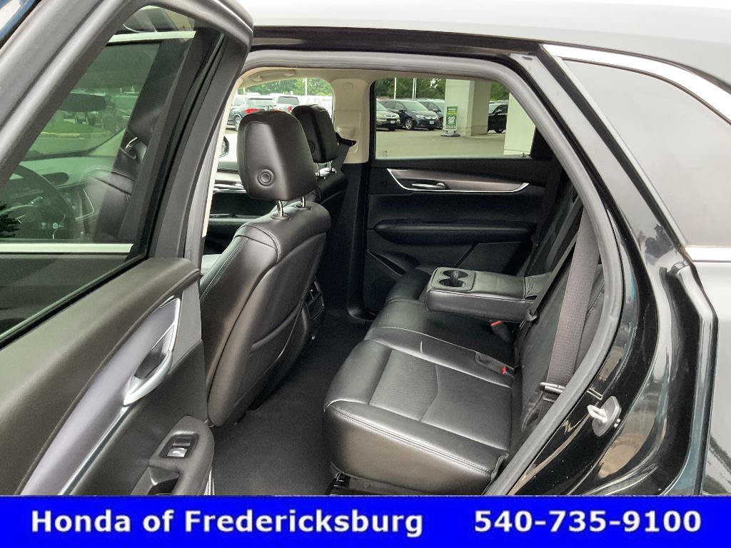 Used 2018 Cadillac XT5 Luxury w/ LPO, Wheel Lock Package AWD/4WD image 29
