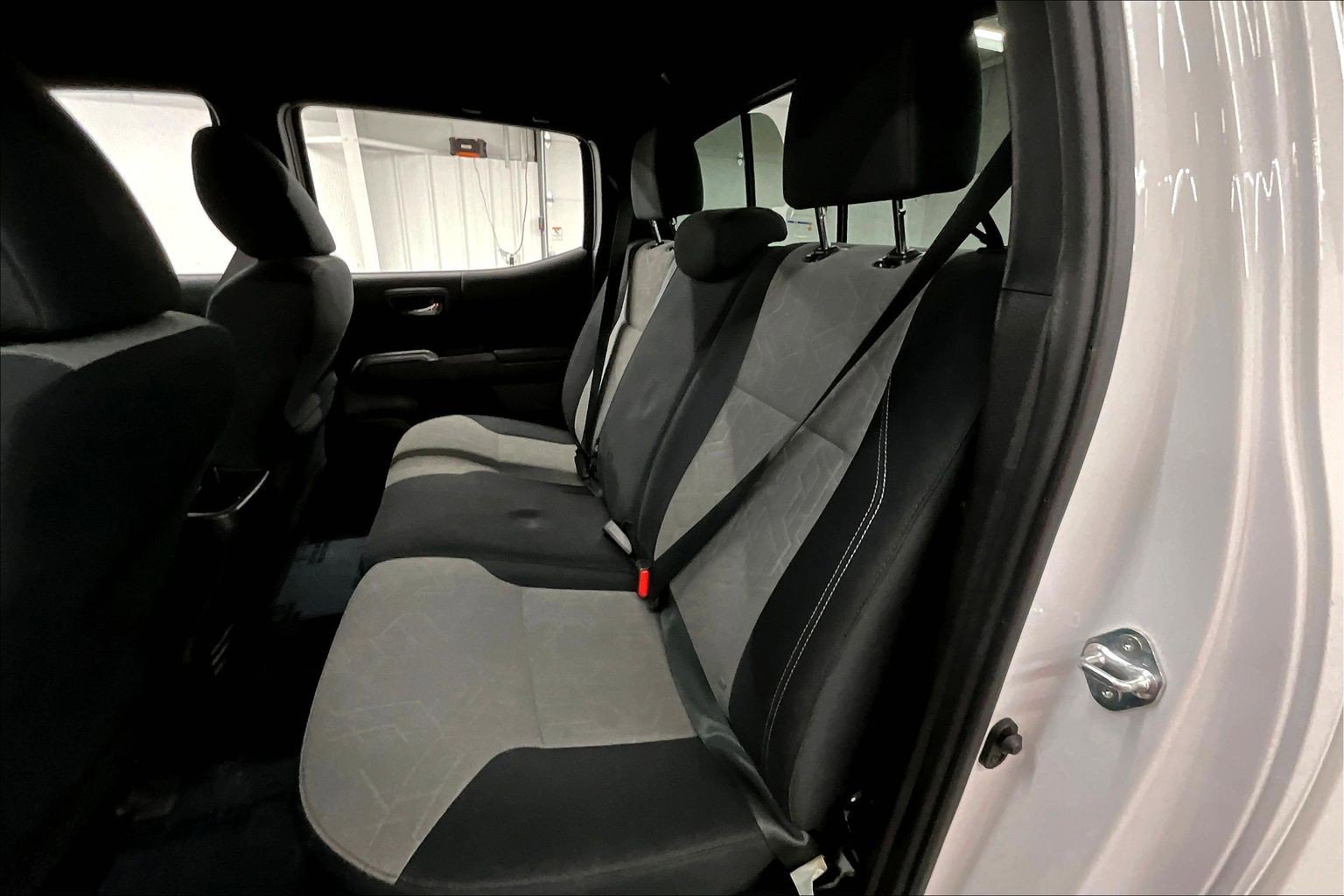 Used 2023 Toyota Tacoma TRD Off-Road w/ Technology Package AWD/4WD image 47