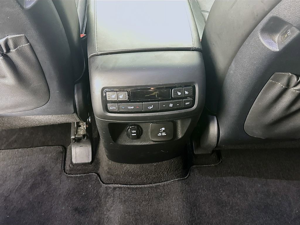 Used 2023 Hyundai Palisade SEL w/ Premium Package FWD image 28
