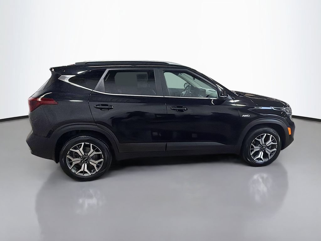 Used 2023 Kia Seltos EX AWD/4WD image 10