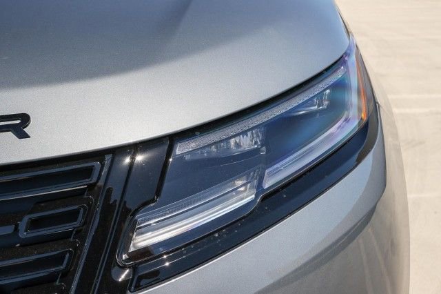 New 2026 Land Rover Range Rover Velar Dynamic SE image 10