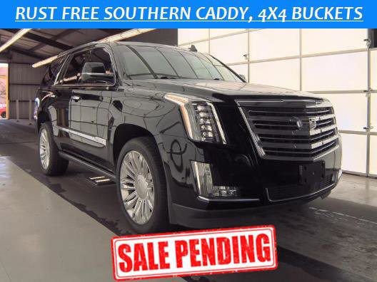 Used 2017 Cadillac Escalade Platinum image 1