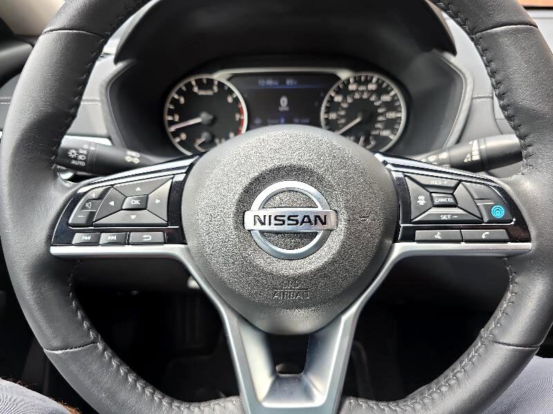 Used 2022 Nissan Altima 2.5 SV w/ SV Premium Package image 12