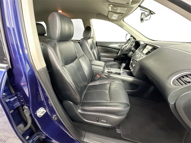 Used 2018 Nissan Pathfinder SL image 30