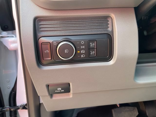 New 2026 Ford F550 4x4 Regular Cab Super Duty image 15