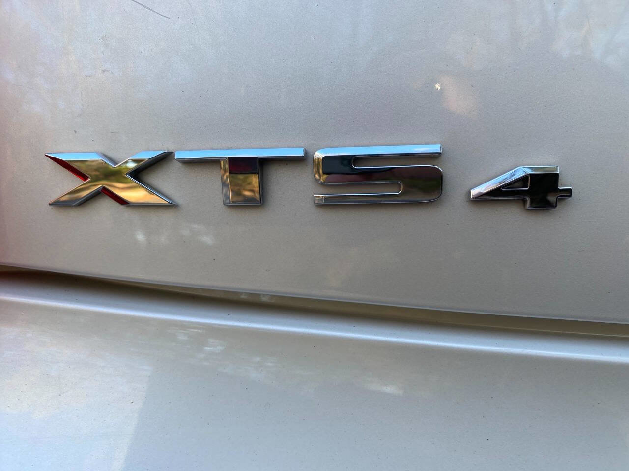 Used 2014 Cadillac XTS Premium w/ Driver Assist Package image 37