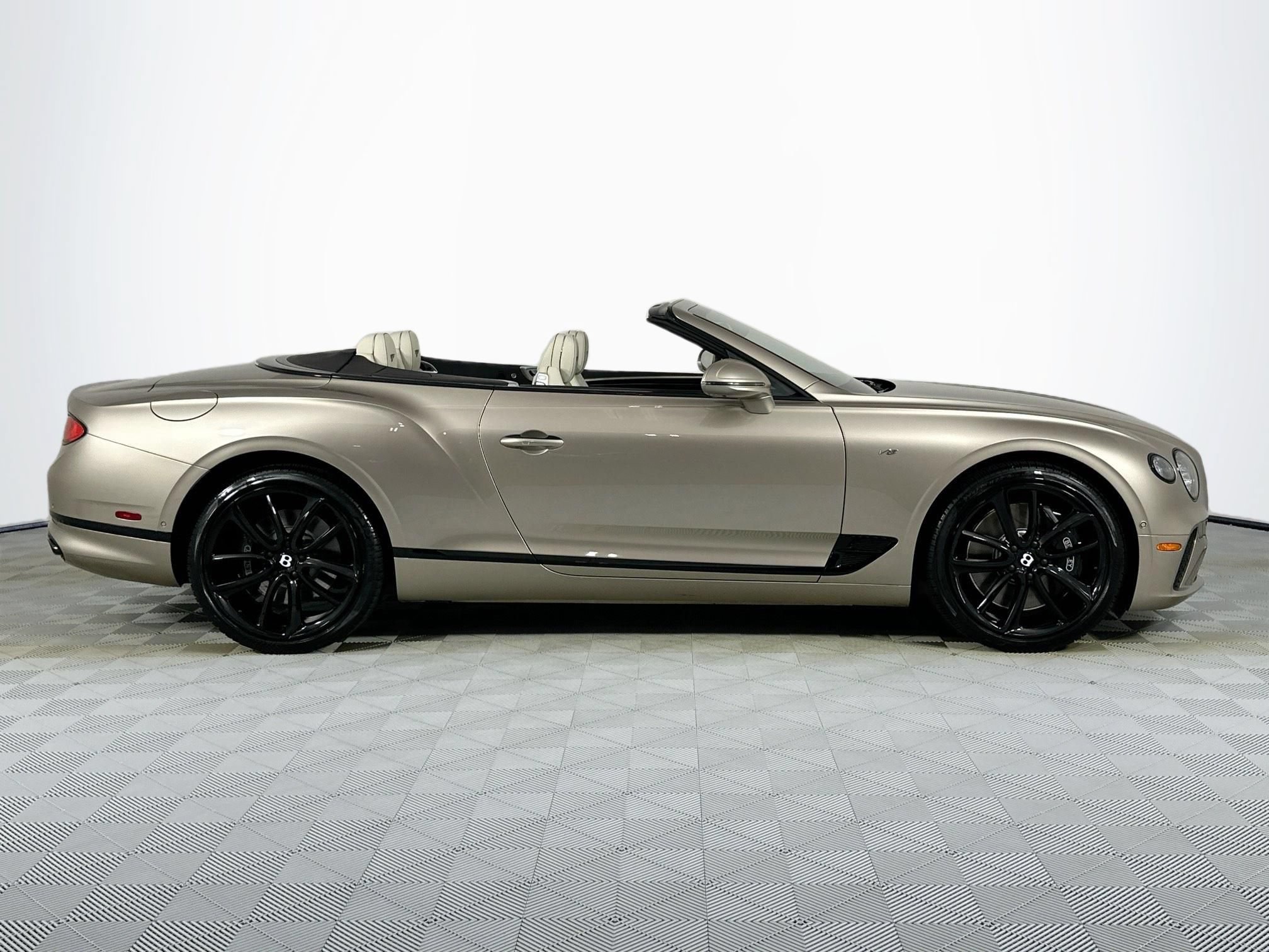 Certified 2021 Bentley Continental GT AWD/4WD image 5