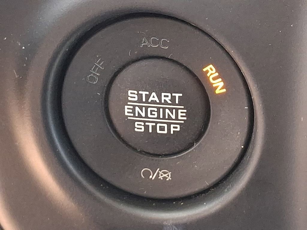 Used 2021 Jeep Gladiator Sport AWD/4WD image 25