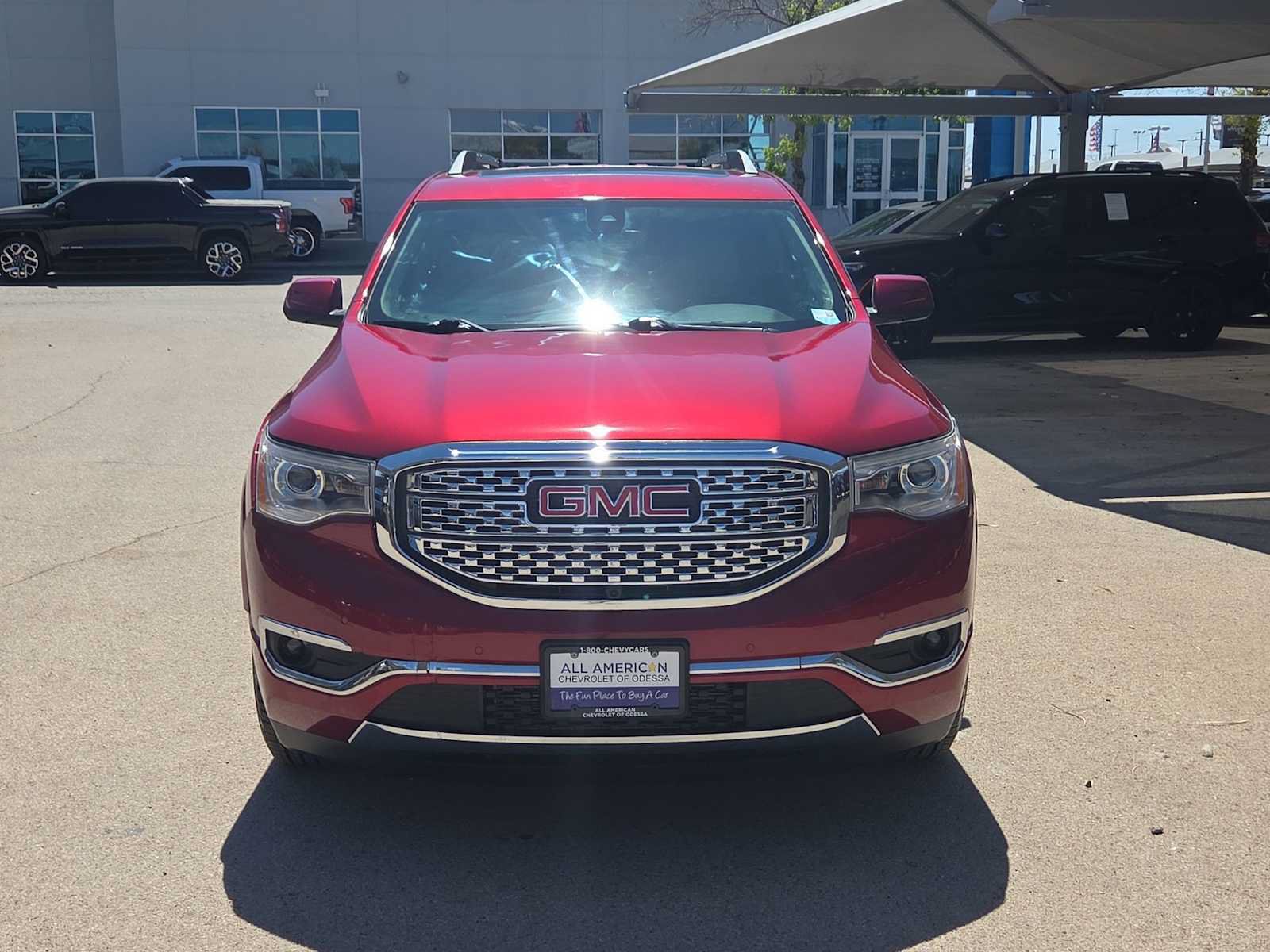 Used 2019 GMC Acadia Denali w/ Technology Package AWD/4WD video 3