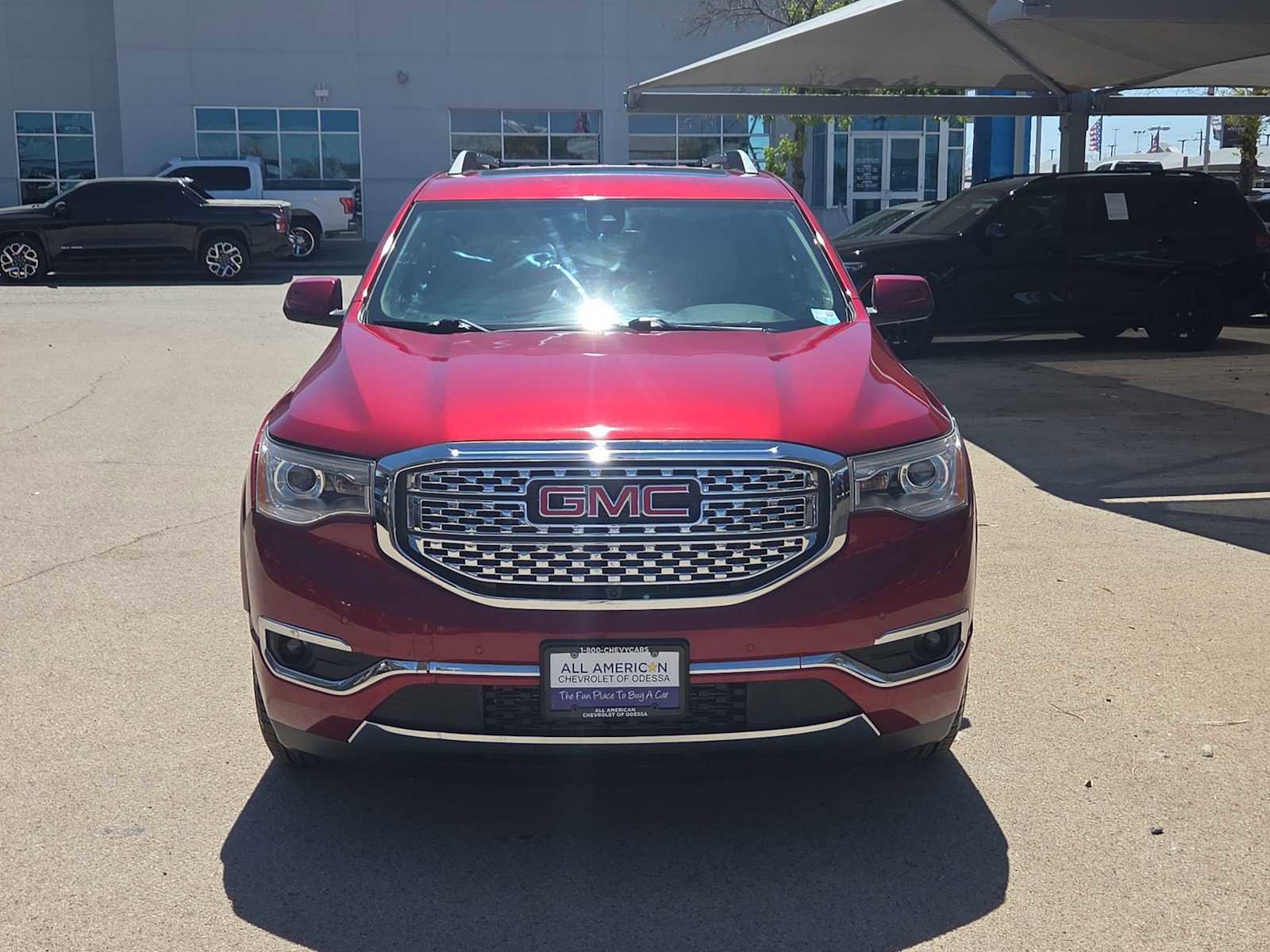 Used 2019 GMC Acadia Denali w/ Technology Package image 3