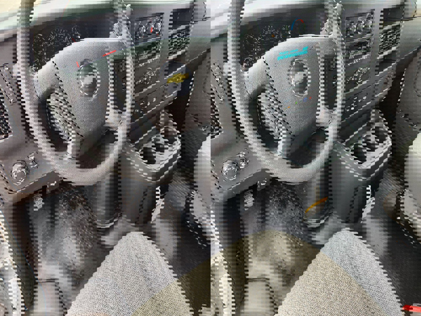 New 2025 Chevrolet Express 2500 w/ Driver Convenience Package image 27