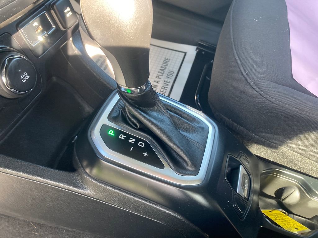 Used 2018 Jeep Renegade Sport w/ Power & Air Group image 28