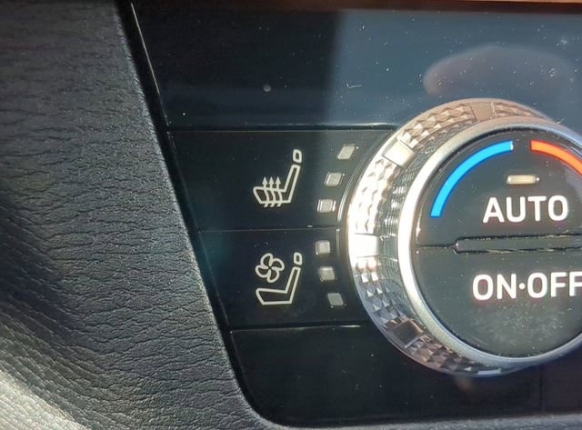 New 2026 Mitsubishi Outlander SEL FWD image 29