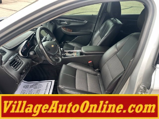 Used 2015 Chevrolet Impala LT w/ Convenience Package FWD image 12