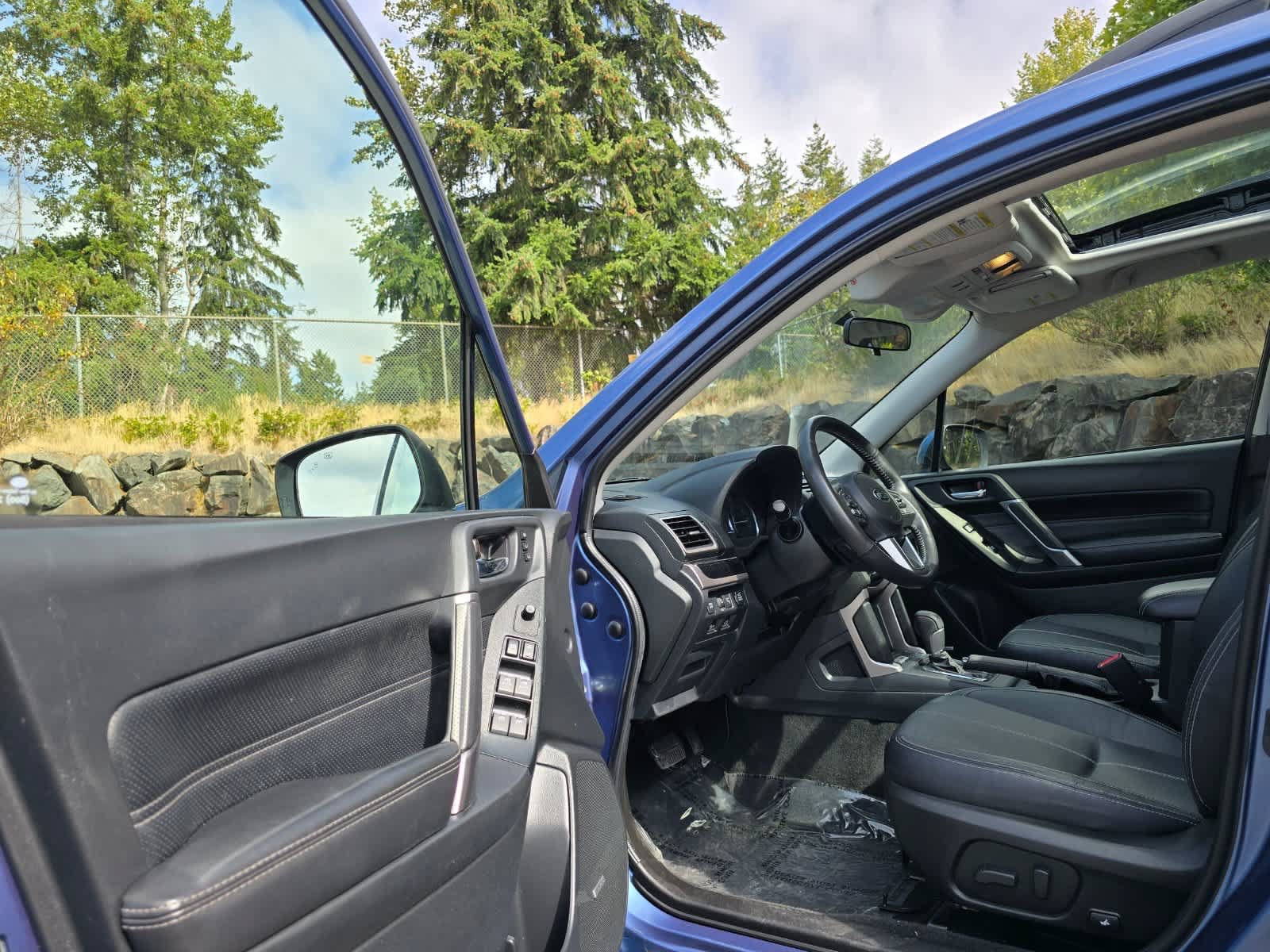 Used 2018 Subaru Forester 2.5i Touring AWD/4WD image 22