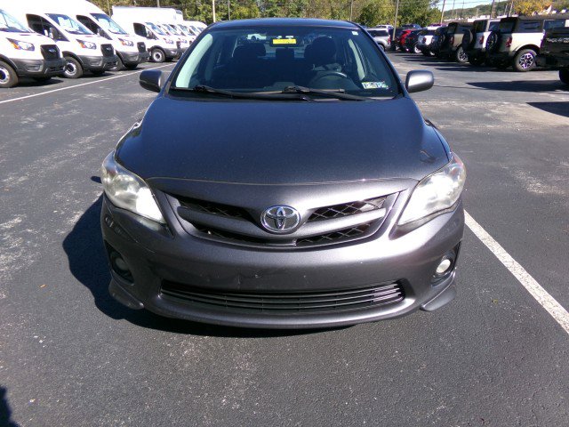 Used 2013 Toyota Corolla S w/ Premium Pkg image 3