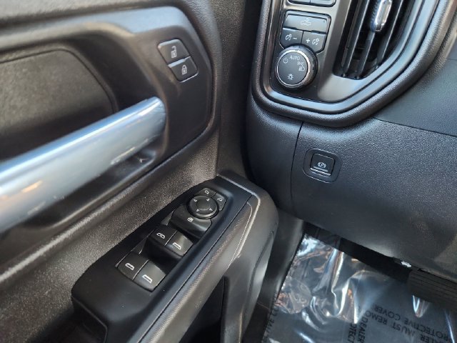 Used 2022 Chevrolet Silverado 1500 Custom Trail Boss AWD/4WD image 36
