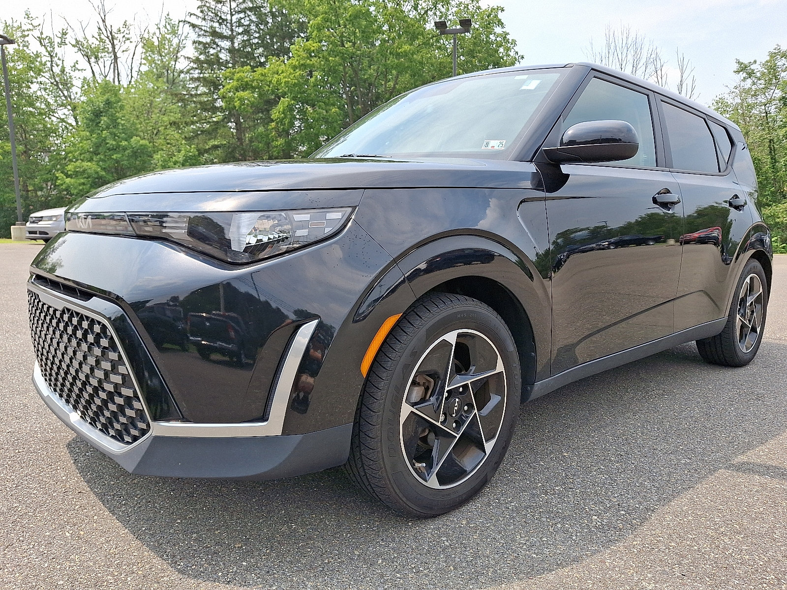 Used 2023 Kia Soul EX image 3