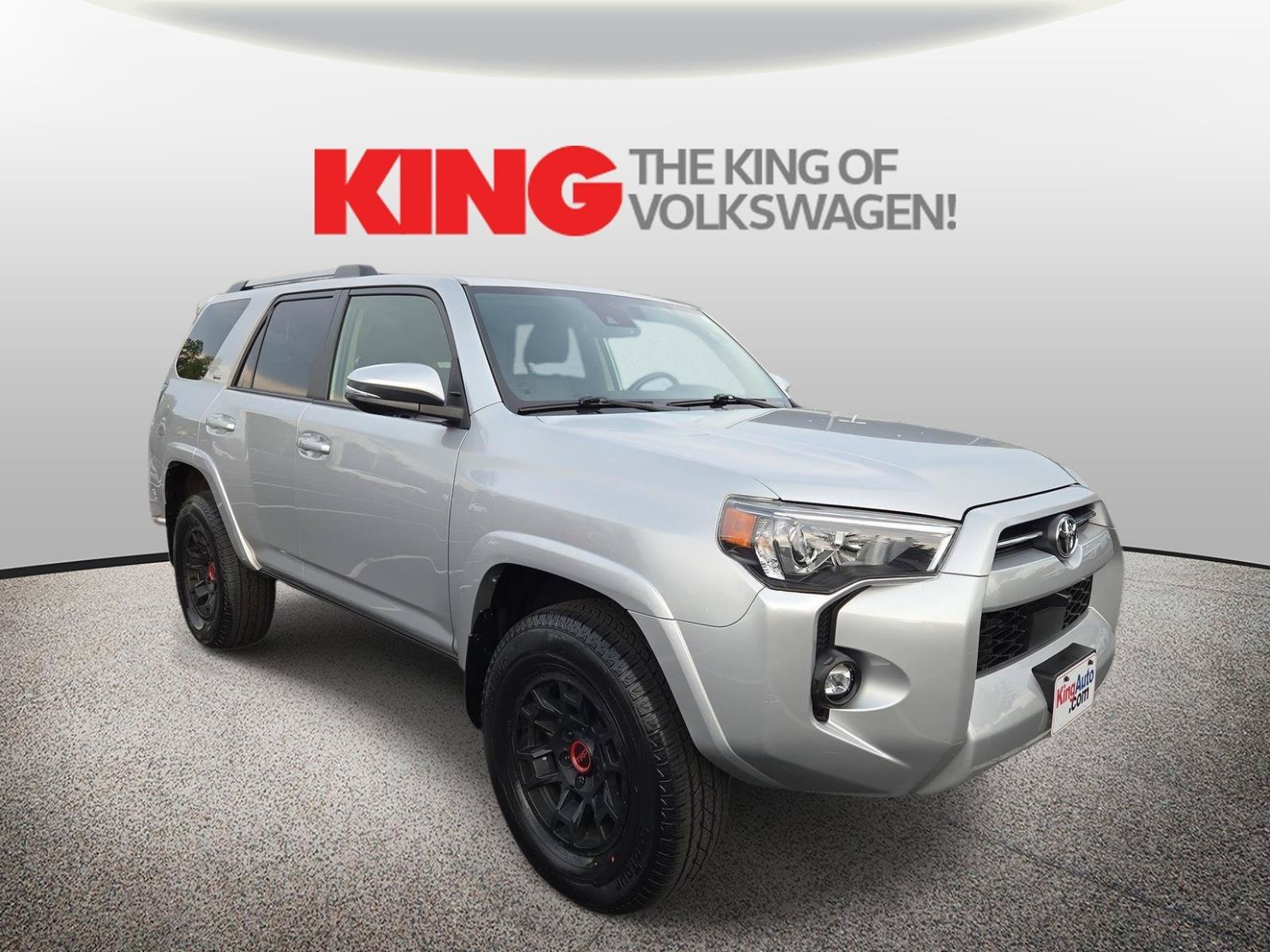 Used 2023 Toyota 4Runner SR5 Premium w/ Moonroof Package AWD/4WD image 1