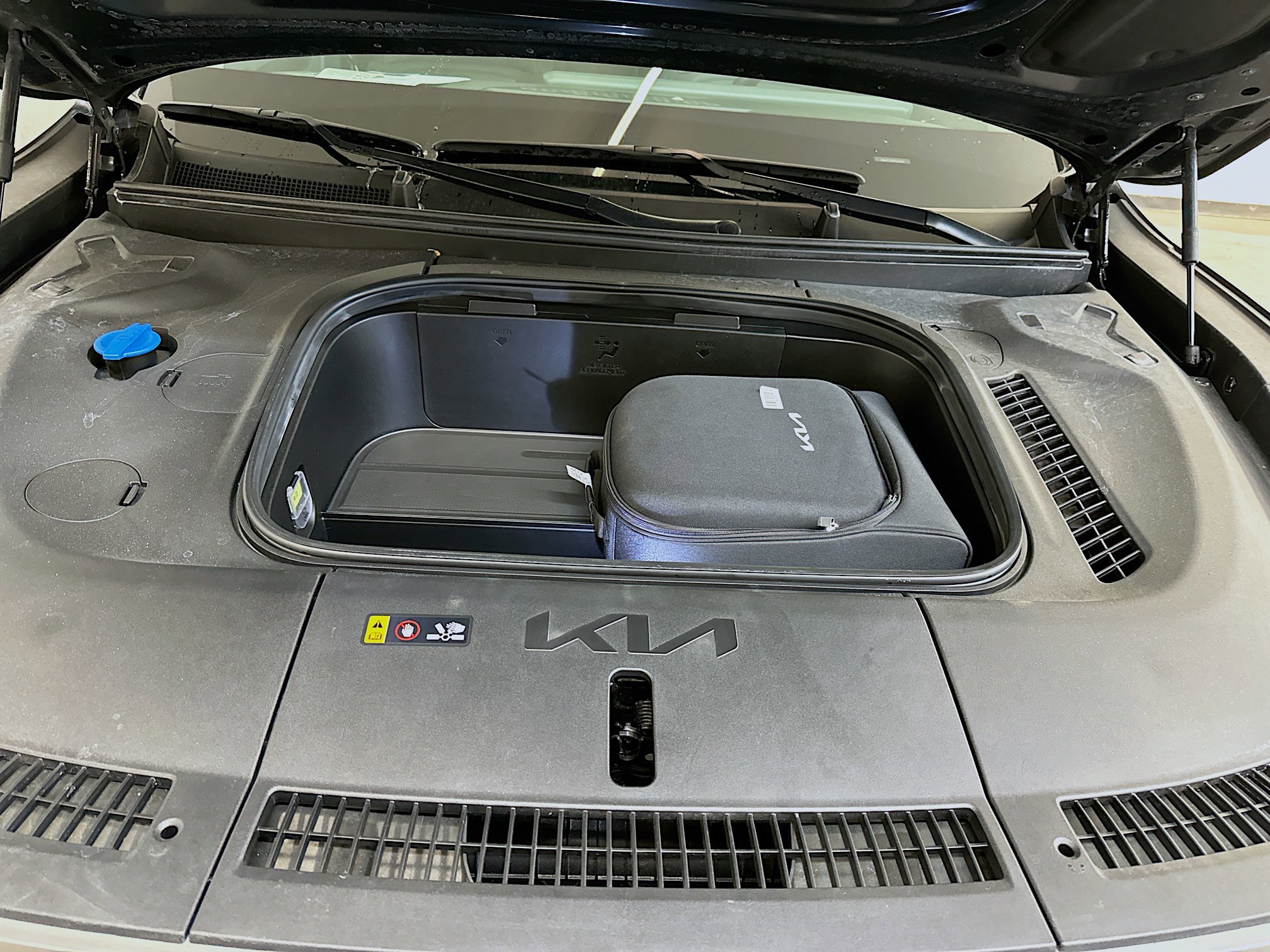 Used 2024 Kia EV9 Wind image 37