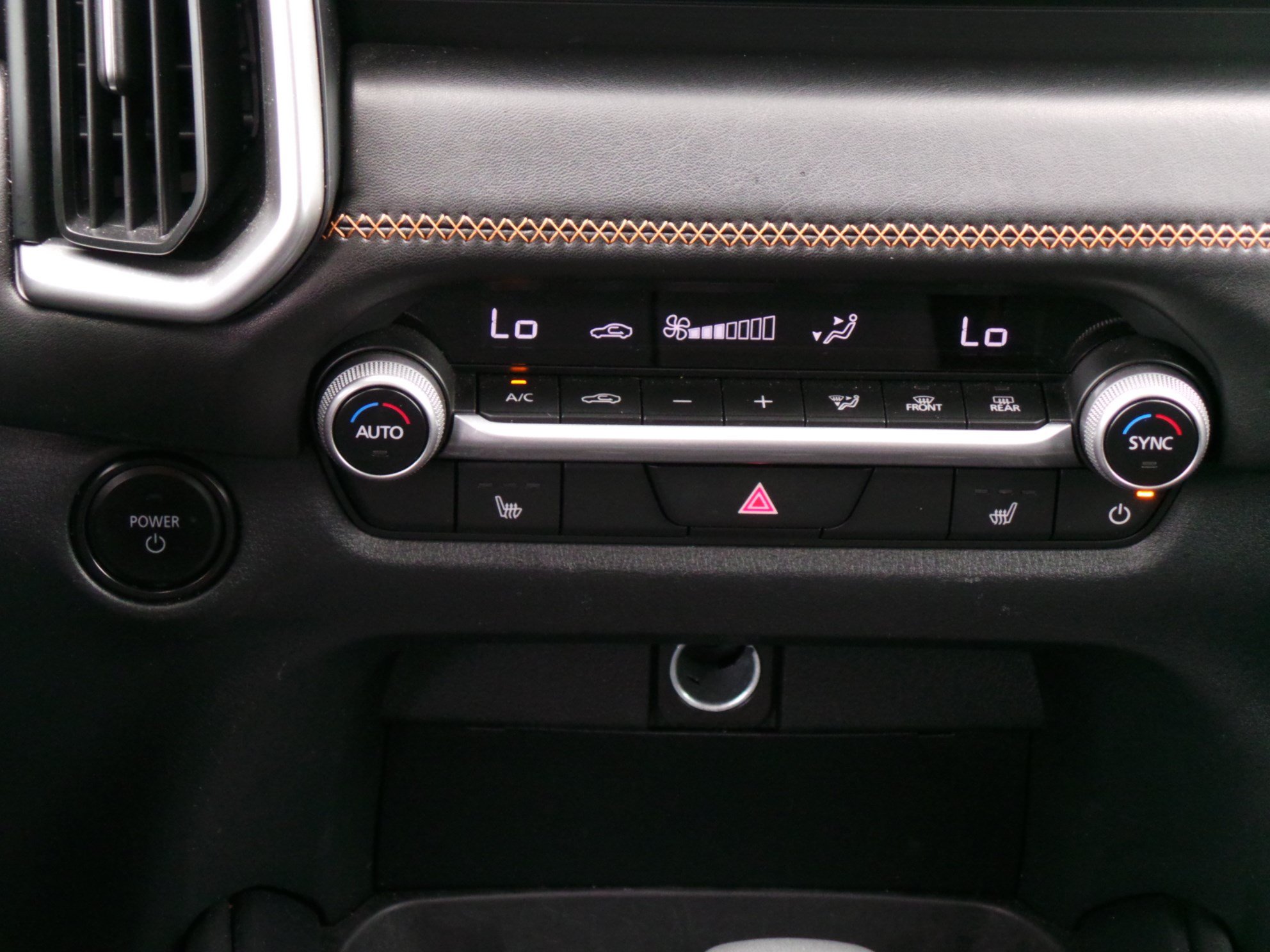 Certified 2025 MAZDA CX-50 AWD 2.5 Hybrid w/ Premium Pkg image 14