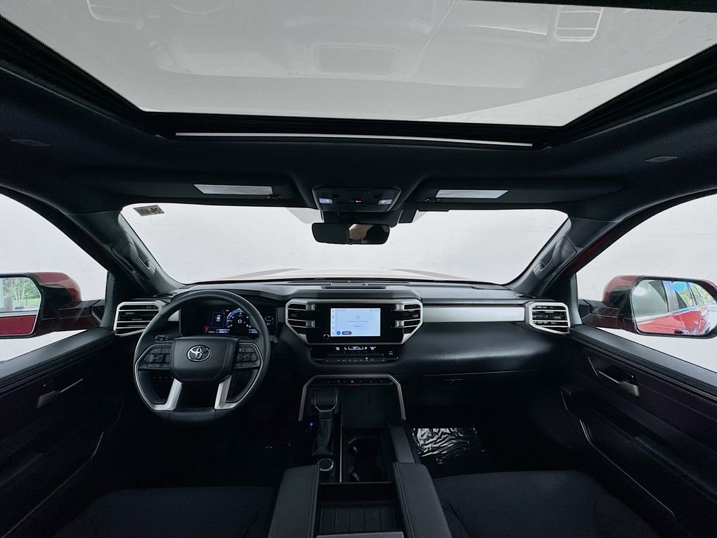 Used 2025 Toyota Sequoia SR5 image 39