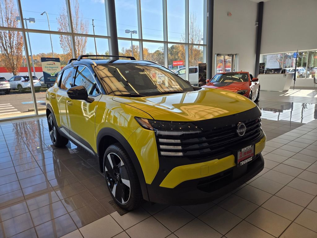 New 2026 Nissan Kicks SR w/ Cold Weather Package image 3