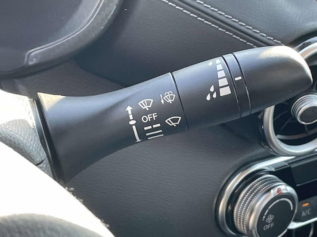 Used 2023 Nissan Sentra SV image 21