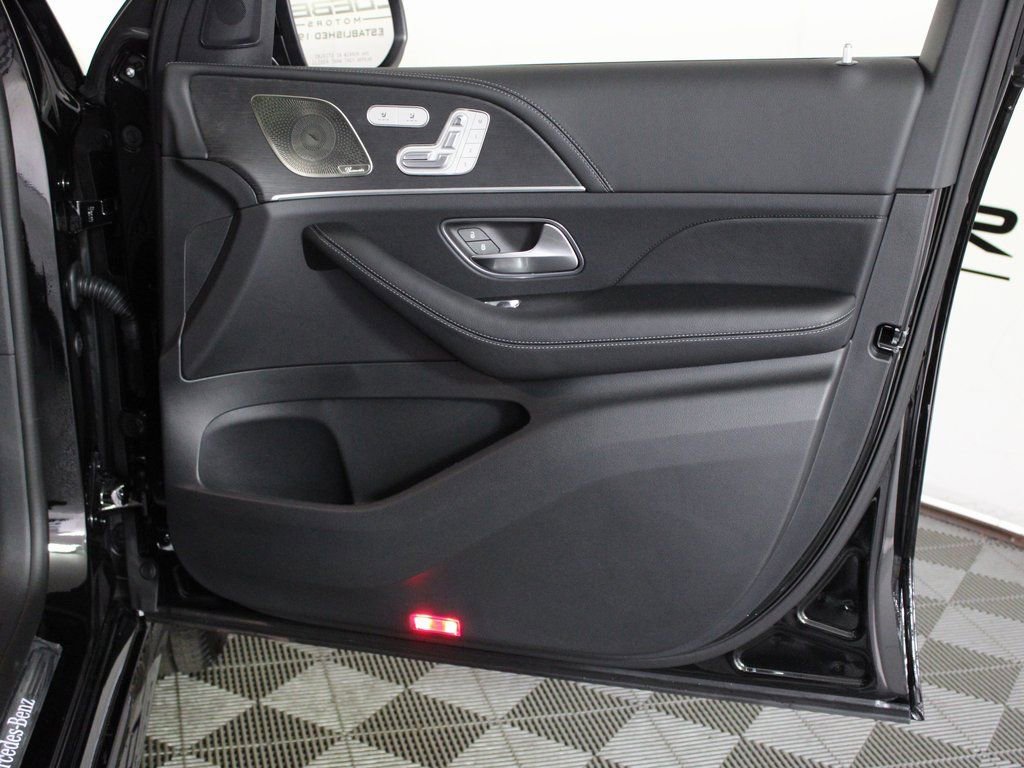 Certified 2026 Mercedes-Benz GLE 580 4MATIC image 33
