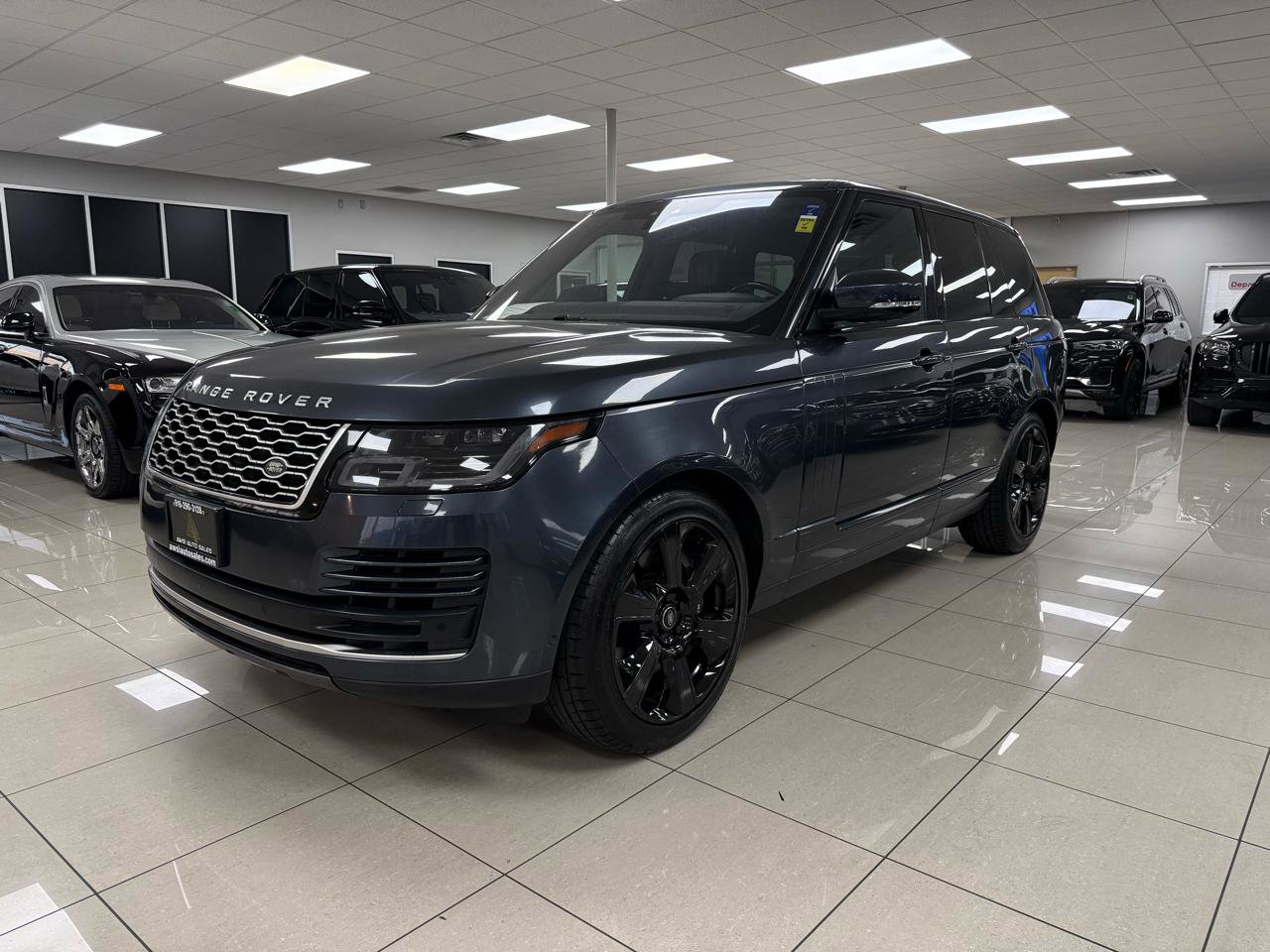 Used 2019 Land Rover Range Rover HSE image 8