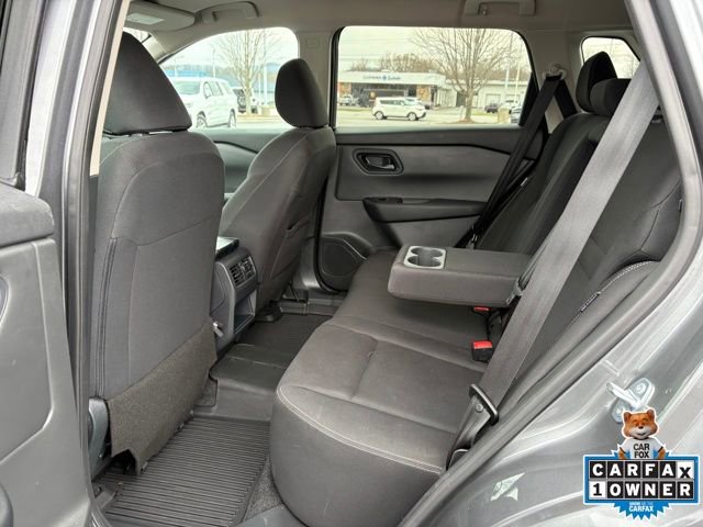 Used 2025 Nissan Rogue S image 21