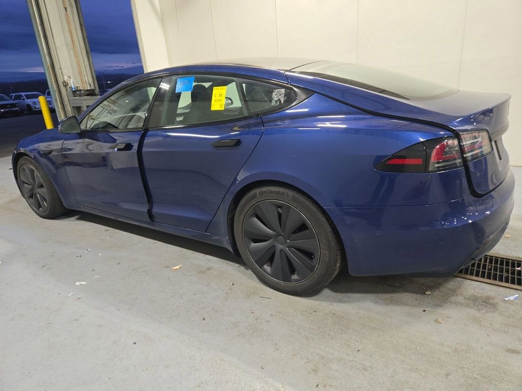 Used 2022 Tesla Model S image 4