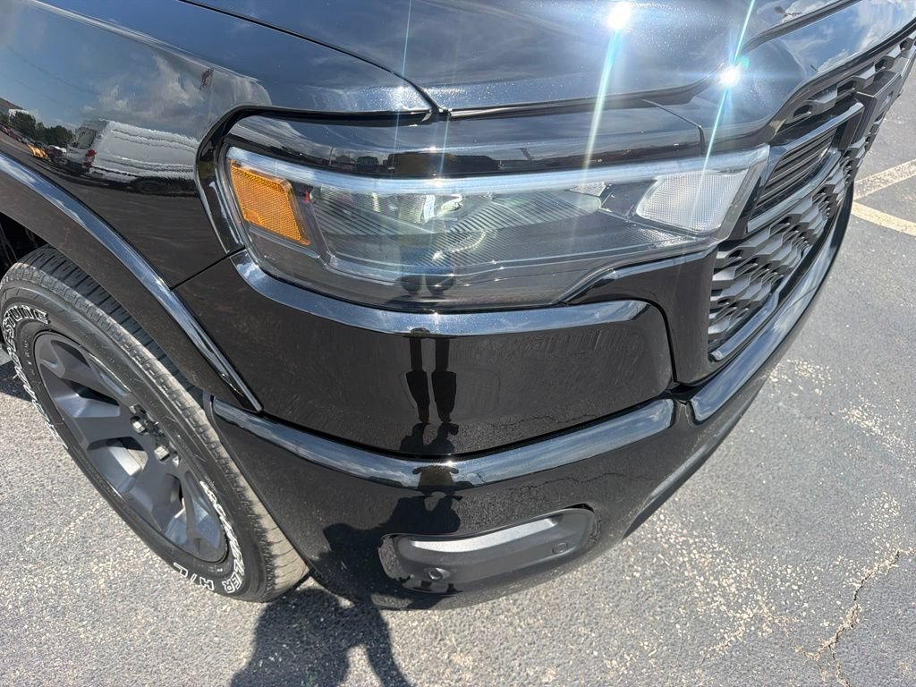 Used 2025 RAM 1500 Big Horn AWD/4WD image 15