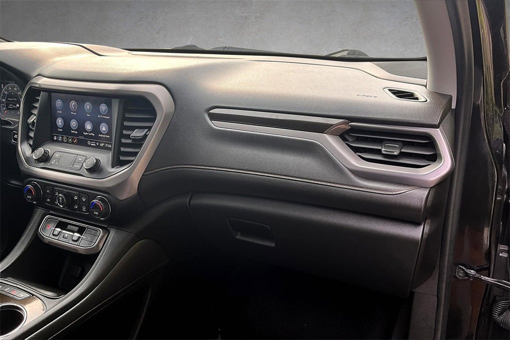Used 2021 GMC Acadia AT4 w/ Technology Package image 26