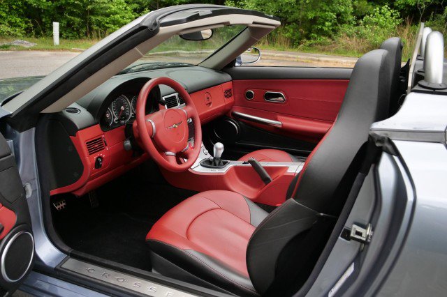 Used 2007 Chrysler Crossfire Limited RWD image 22
