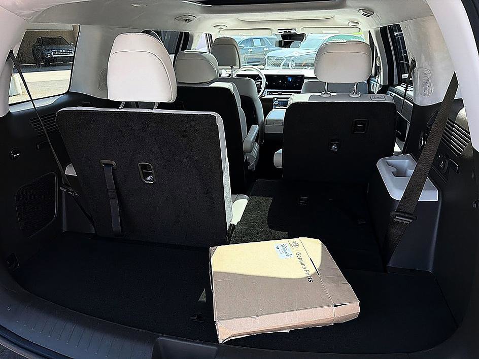 Used 2025 Hyundai Santa Fe Calligraphy AWD/4WD image 26