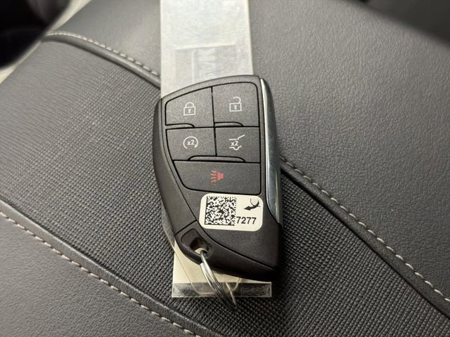 Certified 2025 Buick Enclave Sport Touring w/ Super Cruise Package image 31