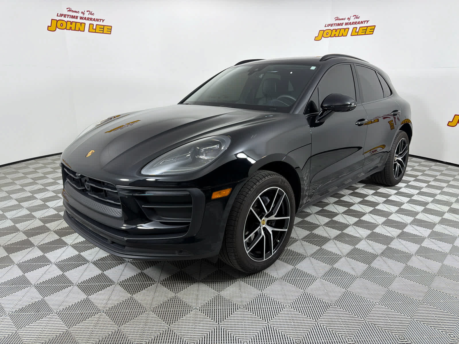Used 2025 Porsche Macan