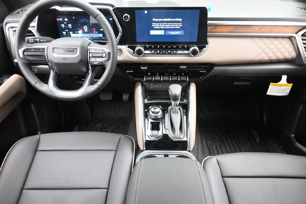 New 2026 GMC Canyon Denali AWD/4WD image 15