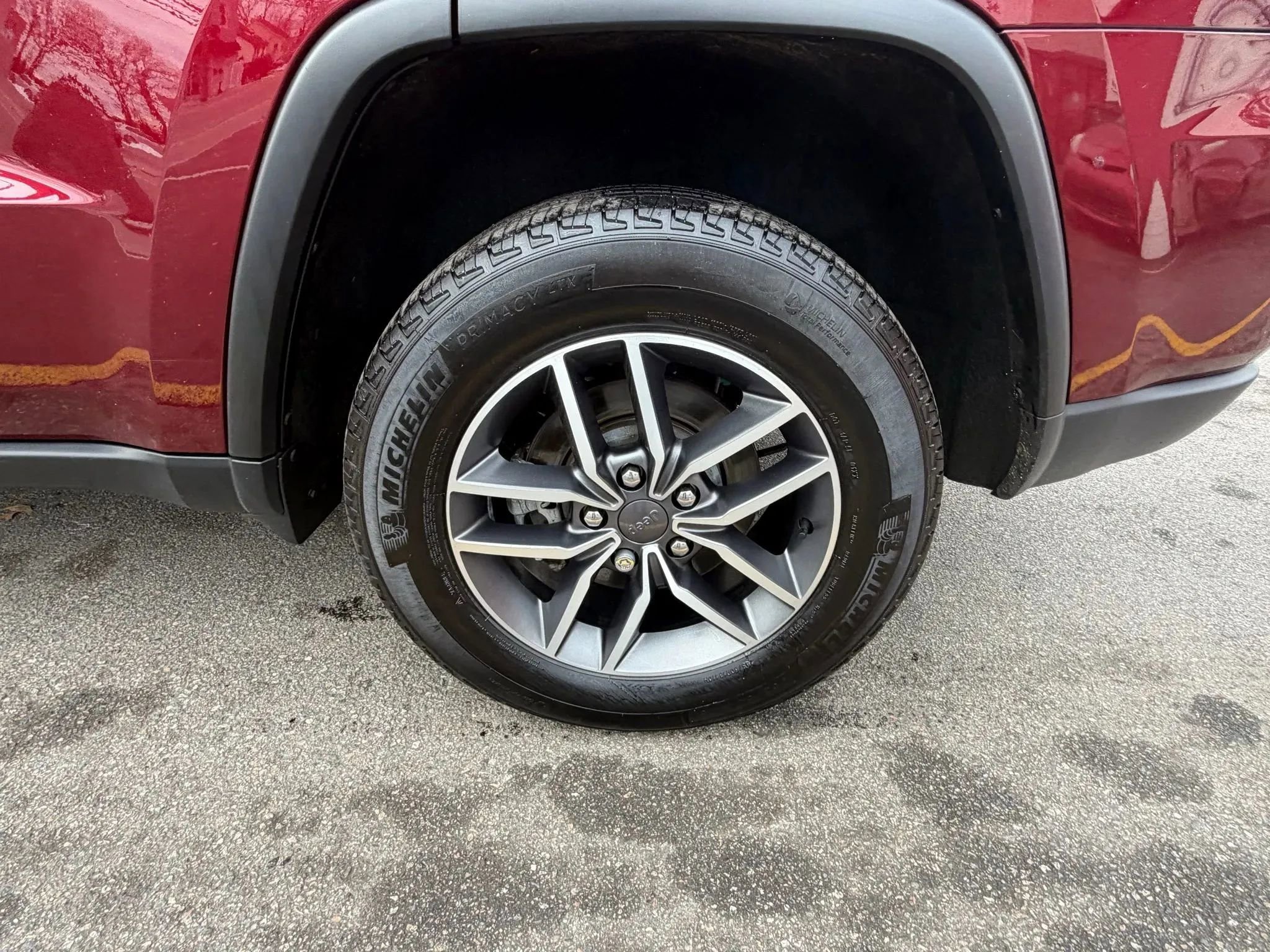 Used 2021 Jeep Grand Cherokee Limited image 9